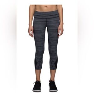 Lululemon Run: Inspire Crop II (Mesh) 21” in Cyber Stripe Deep Coal Black Sz 6